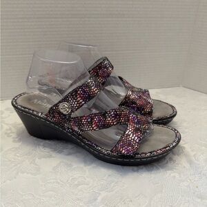 Alegria Loti Funtastic Wedge Comfort Sandal Shoe Purple Animal Size 41 / 10.5-11